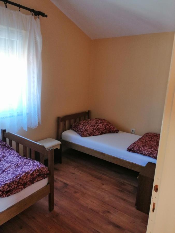 ויר Apartmani Zdenka מראה חיצוני תמונה