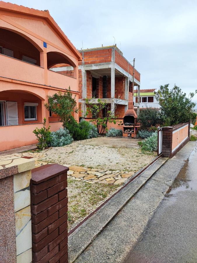 ויר Apartmani Zdenka מראה חיצוני תמונה